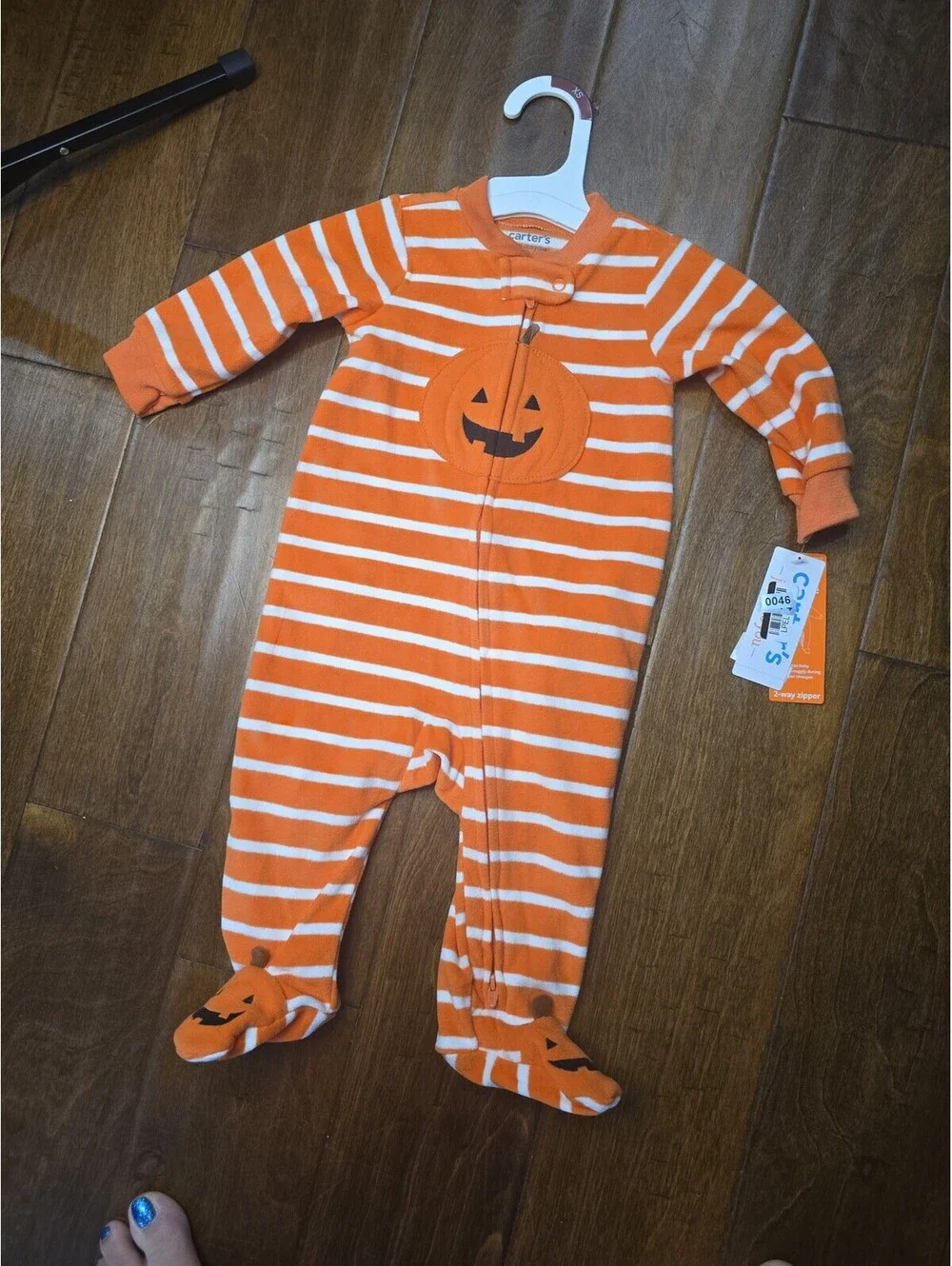 6m brand new halloween pajamas from carter's item 46G8